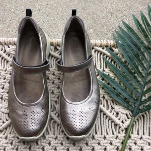Ecco Metallic Mary Jane Shoes Size 42